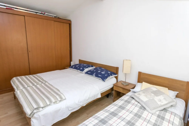 Apartment Doroteja