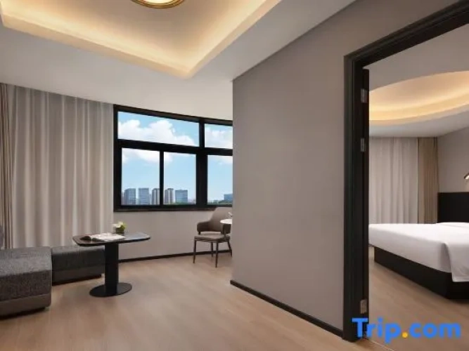 Deluxe Double Suite