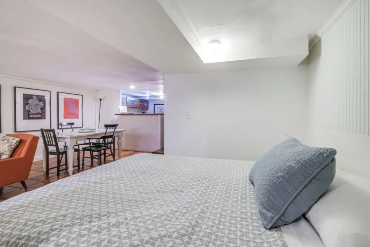 DC Apartment: 2 Mi to National Mall!