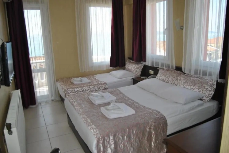 Standard Triple room with balcony and with view
