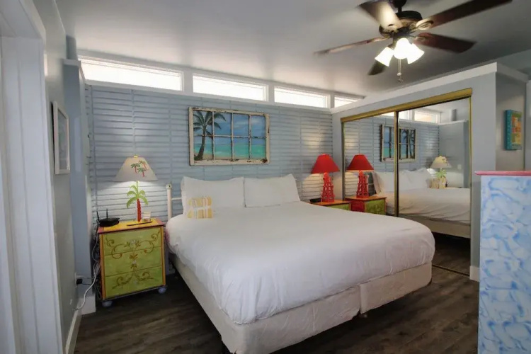 Capri 123 2 Bedrooms 1 Bathroom Condo