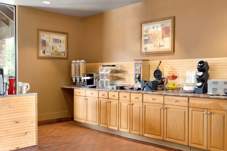 Travelodge By Wyndham North Bay photo 12