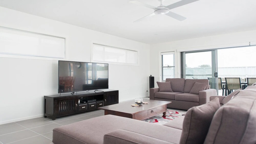 6 Bagnall Avenue