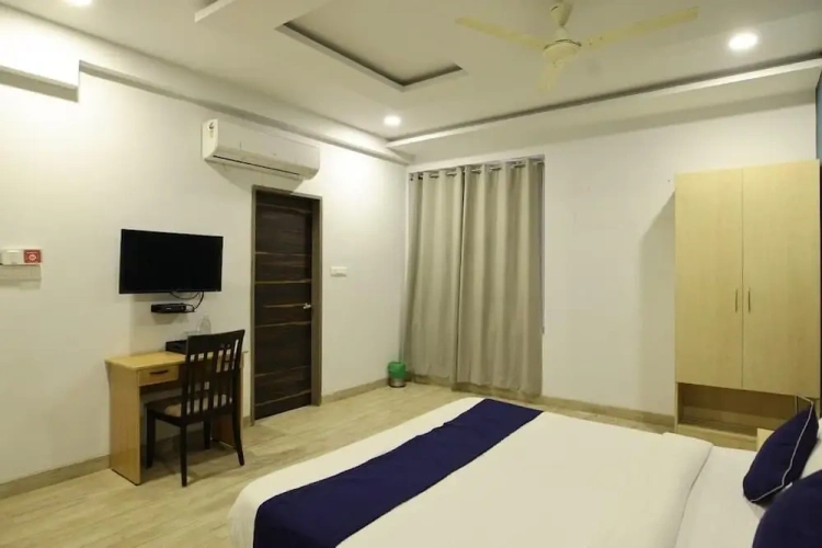 Superior room
