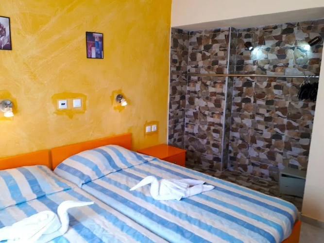 1 Bedroom Apartment with balcony