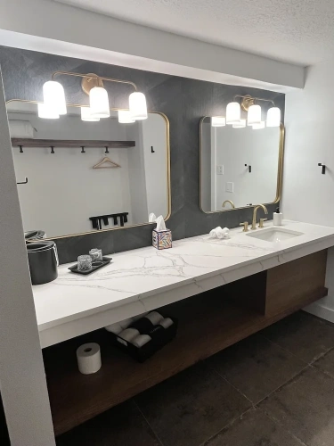 Deluxe Double Suite