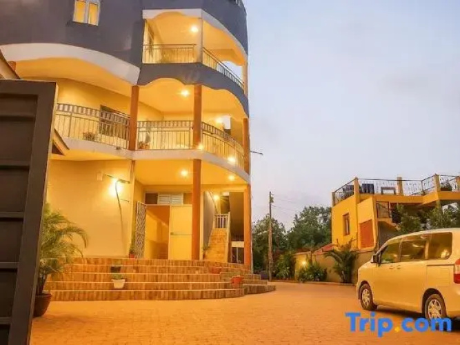 NOAZ Hotel Kampala