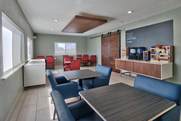 Holiday Inn Express And Suites Albuquerque N. Ball photo 29