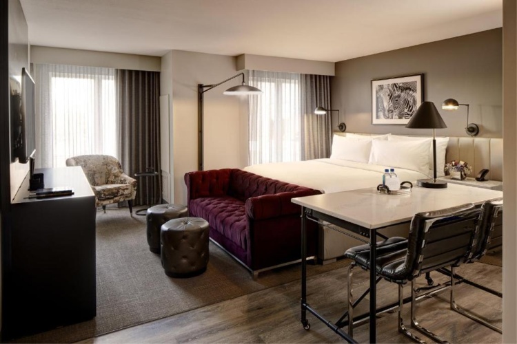 Deluxe Double Suite