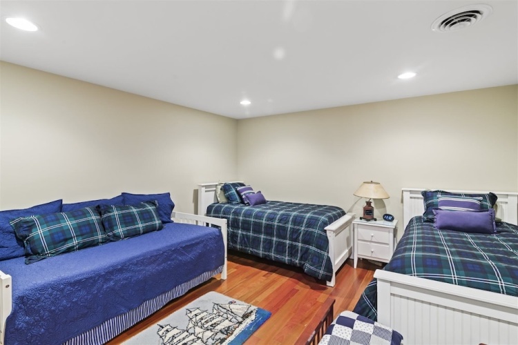 622a Topnotch