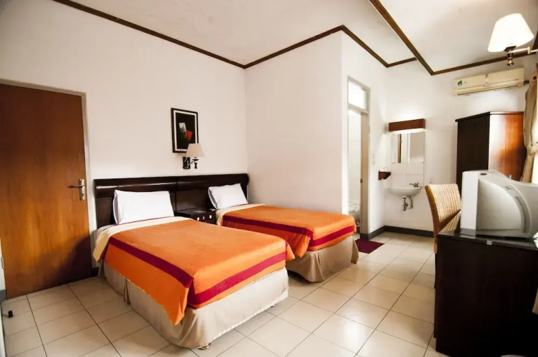 Rumah Asri Bed And Breakfast