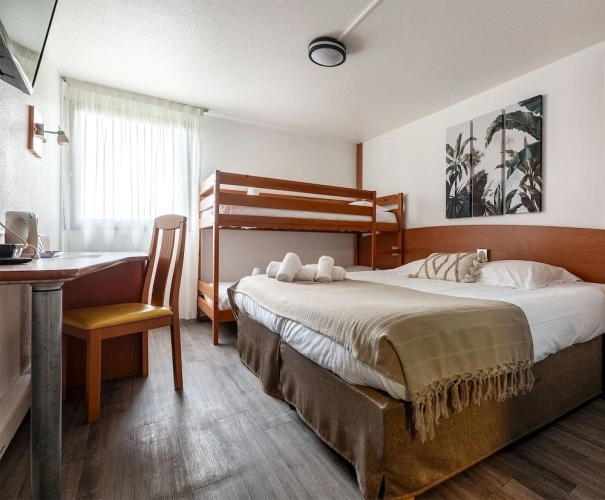 Classic Quadruple room