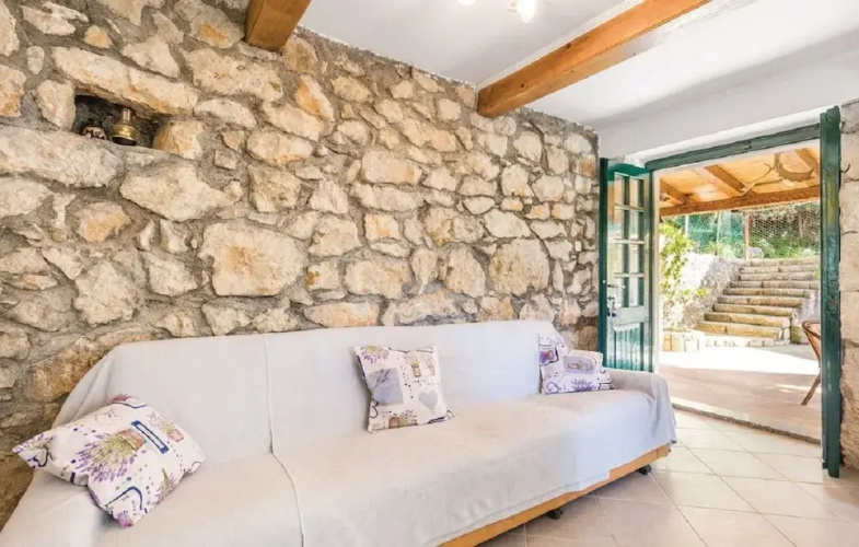 Guest house Kalla