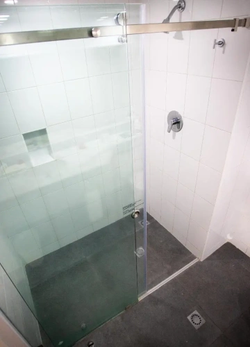 Standard Single room with balcony and with partial ocean view