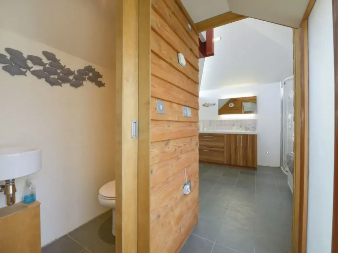 3 Newhall Green