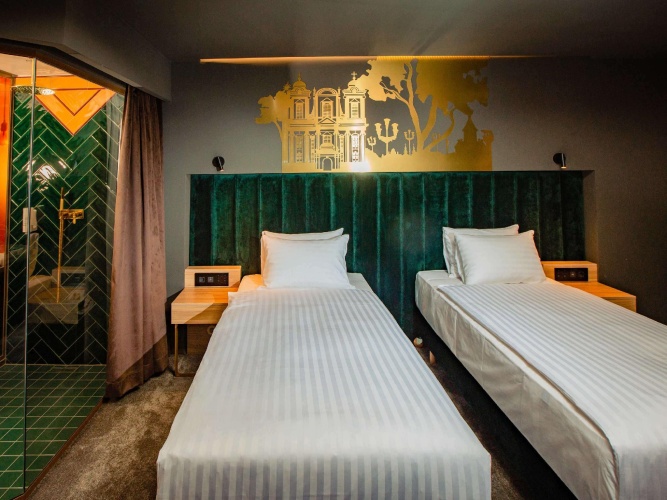 Standard Twin room