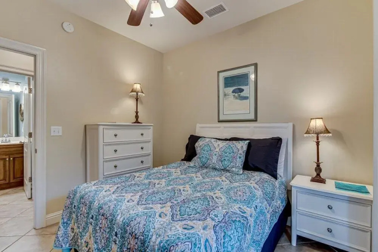 Laguna Breeze Unit C