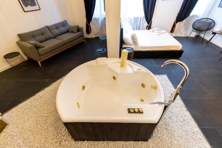 Superior Apartment