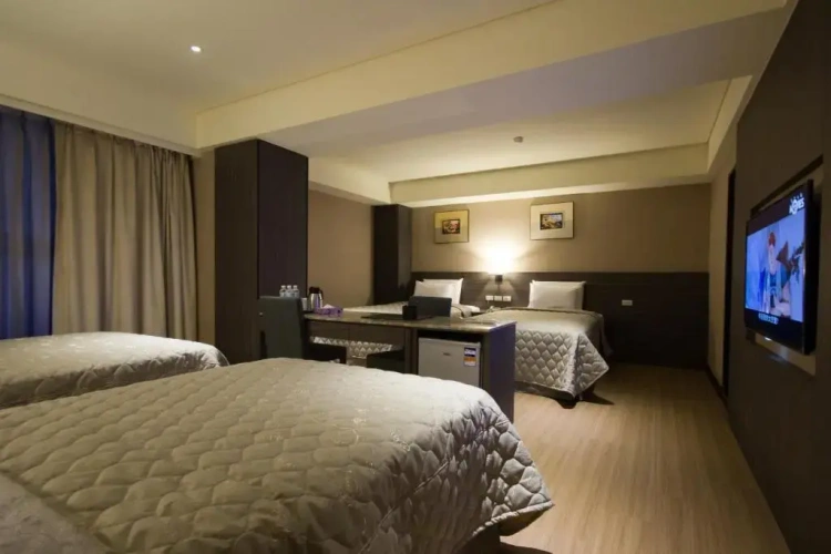 Deluxe Quadruple room