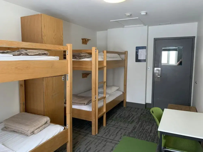 HI Calgary City Centre - Hostel