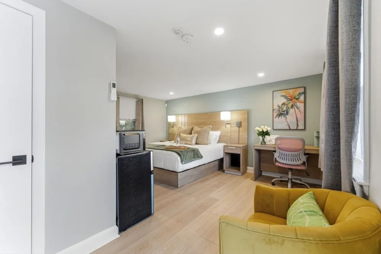 Standard room