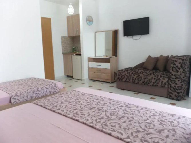 Apartments & Studio Haxhibeti