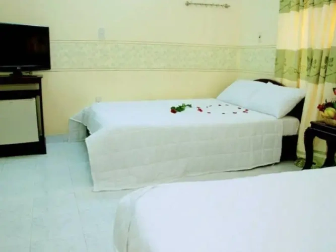 Standard Triple room