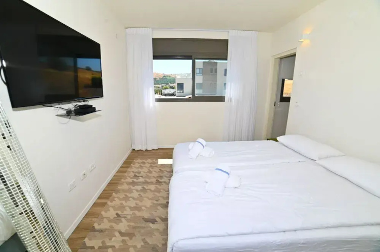 YalaRent Magdala Resort - Luxury Suites with Pool or Jacuzzi with Sea View