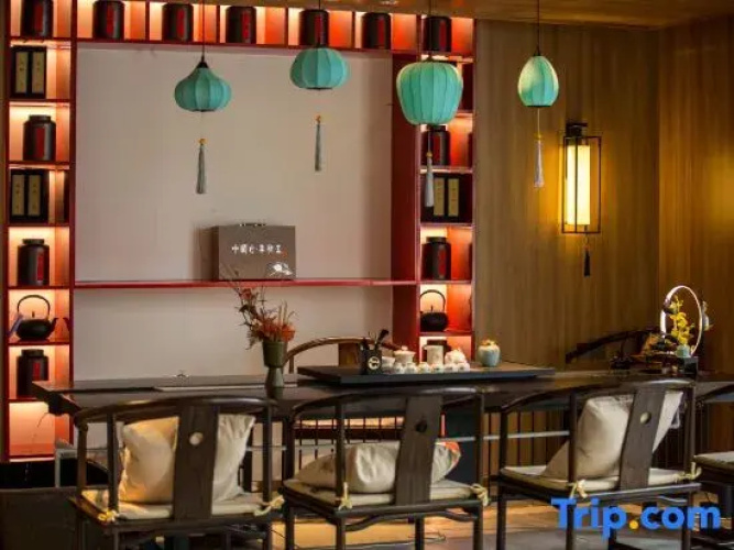 Longdu International Hotel