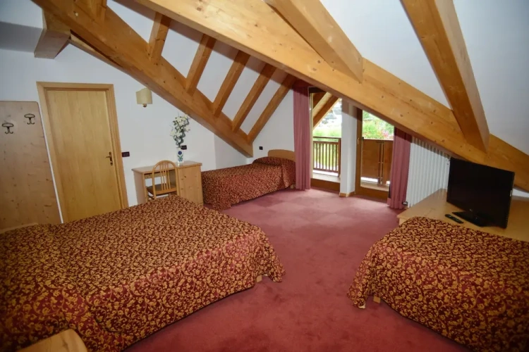 Standard Family room