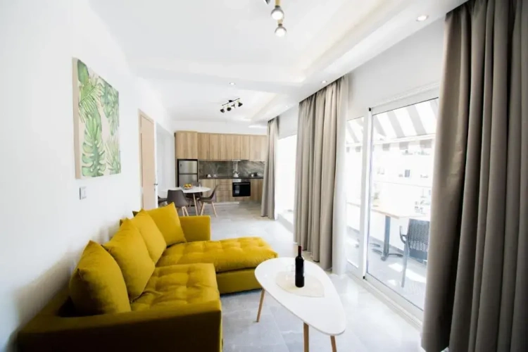 2 Bedrooms Apartment