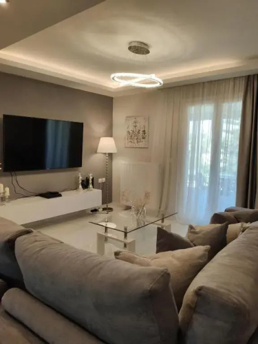 Crystal Luxury Apartment
