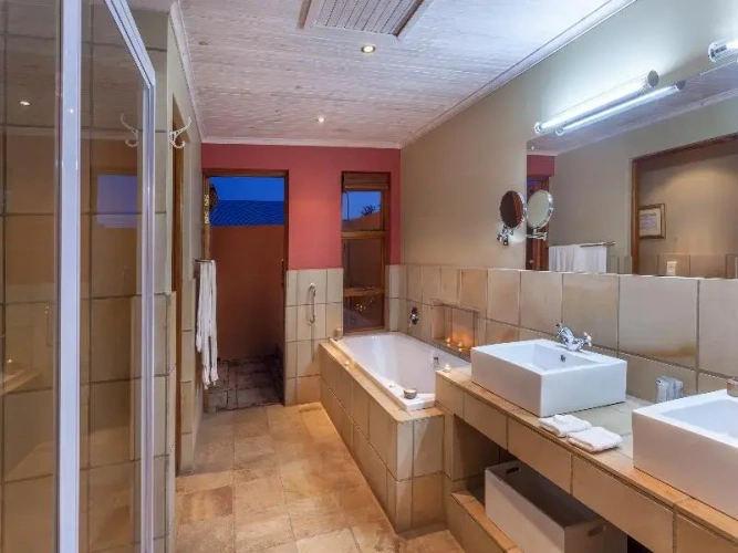Superior Double room with balcony and with mountain view