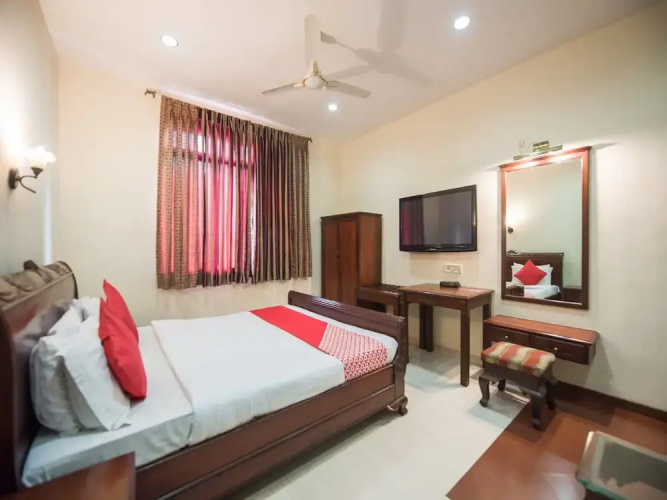 OYO Flagship 15420 Shivajii Nagar