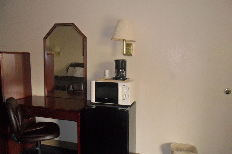 Luxury Inn and Suites