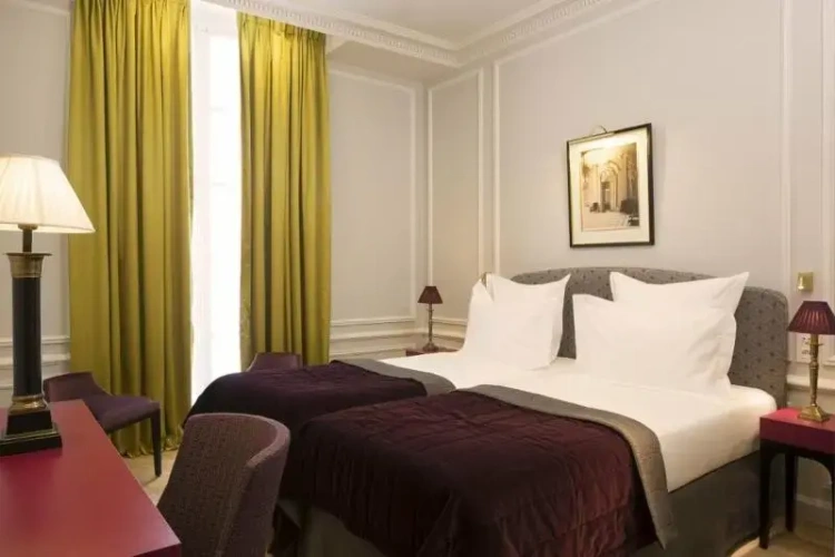 Superior Twin room