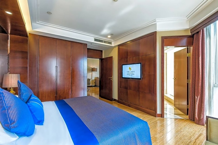 Superior Suite