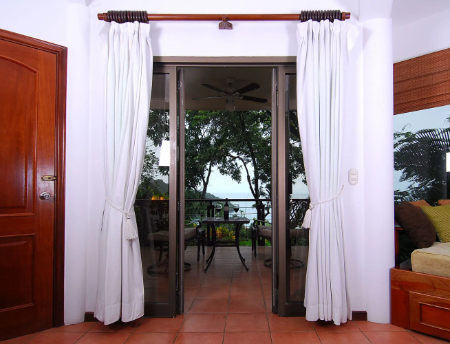 Tulemar Resort