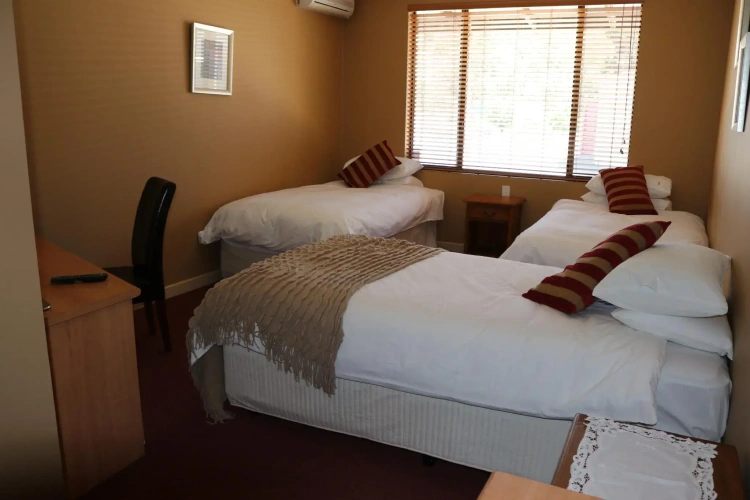 Standard Single room