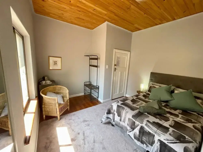 Room-living In Camps Bay Summer