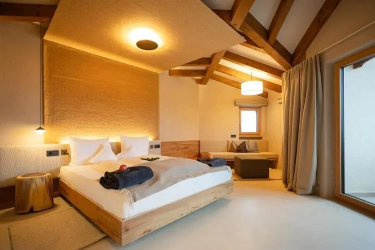 Double Junior Suite with balcony and with mountain view