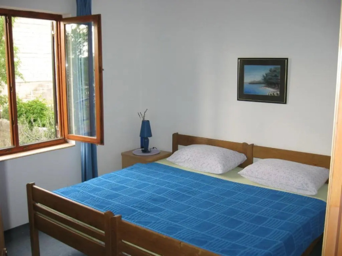 Apartment Vrulje