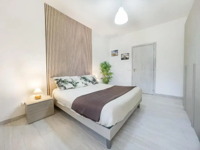 Demetra Seafront Apartment - Parking & Pool