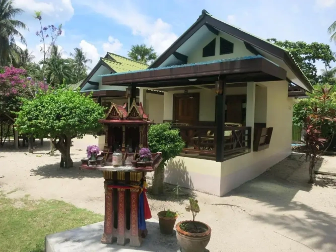 1 Bedroom Villa with balcony and with garden view