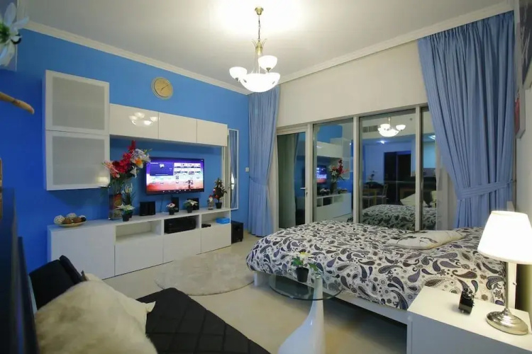 Downtown Elegant Studio