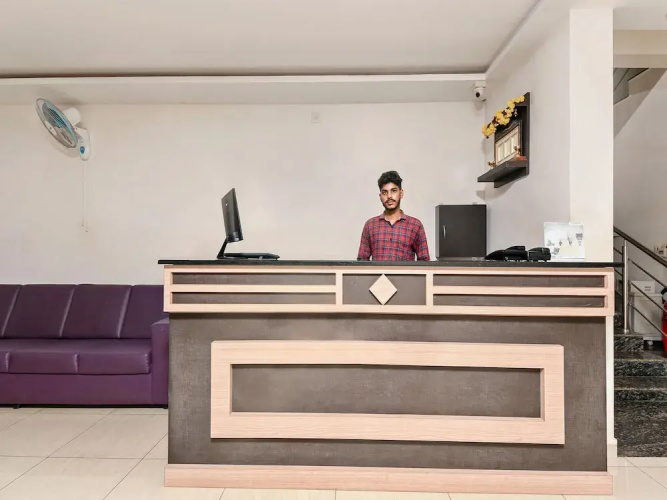Samruddhi Lodge By OYO Rooms