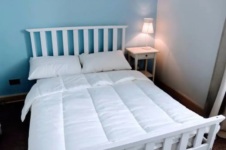 2 Bedroom Central Apartment