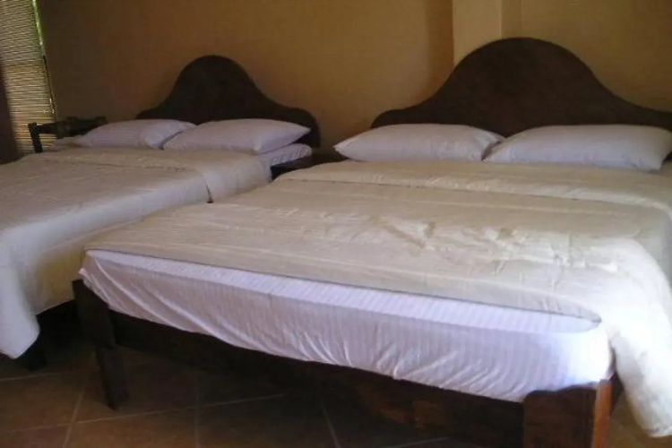 Turtle Inn Resort