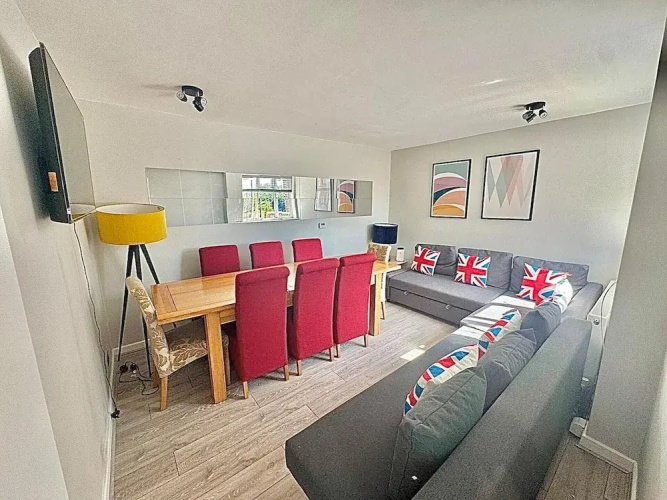Eastcote Edge Residence