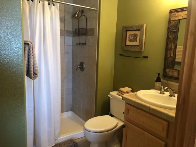 3 Bedrooms Cottage